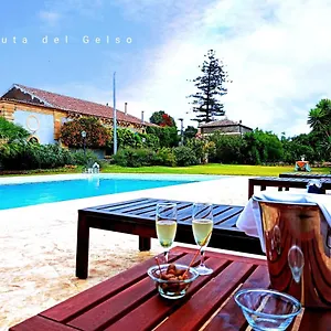 Tenuta Del Gelso Alloggio per agriturismo Aeroporto di Catania Fontana Rossa