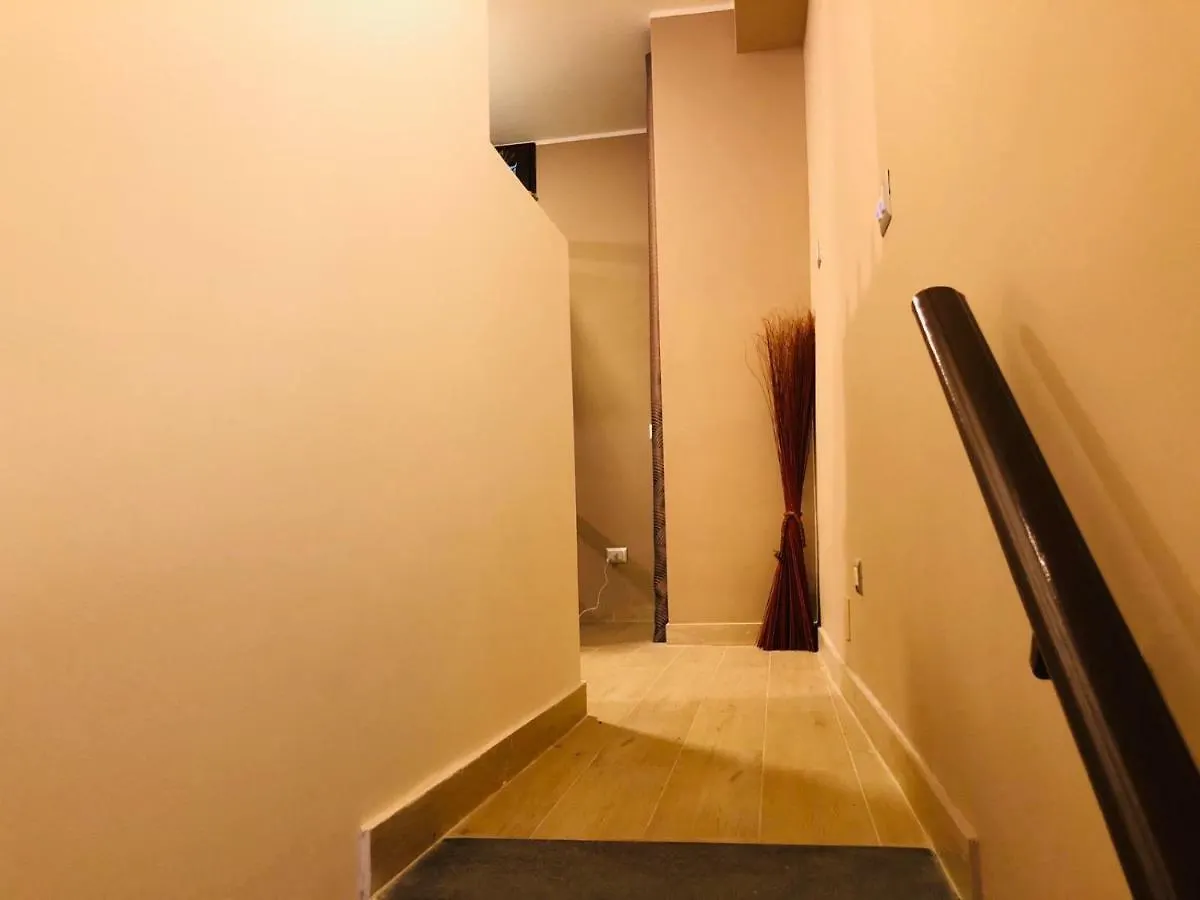 U Peri Alivu House Villa CTA Semesterbostad